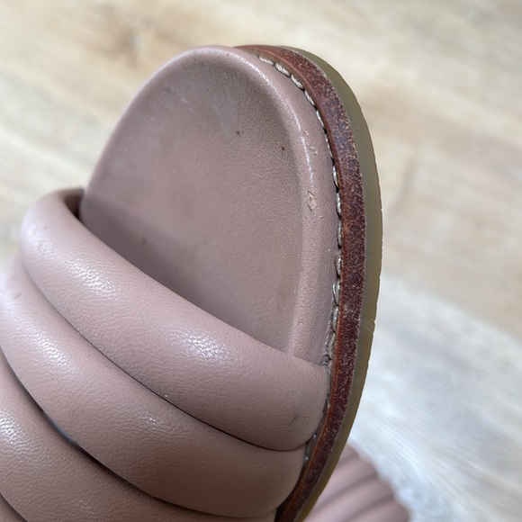 Steve Madden tan slides - Picture 4 of 5